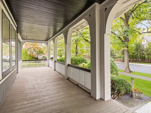 1917 Ditmas Avenue image 3 of 12