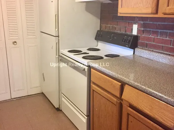 (undisclosed Address), Weymouth, MA 02190