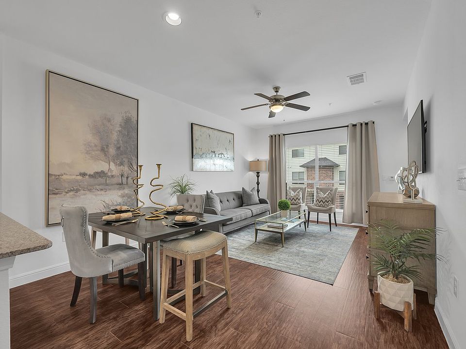 Townhomes at Lake Park general photo