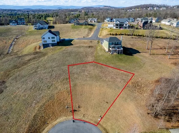 154 Wilton Pl, Rockingham, VA 22801