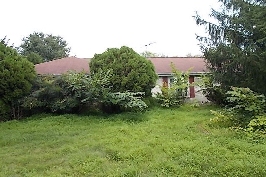 2nd image of 3601 Dewberry Cir
