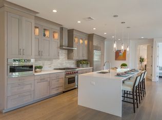 15 Kensington Rd PH 3, Bronxville, NY 10708