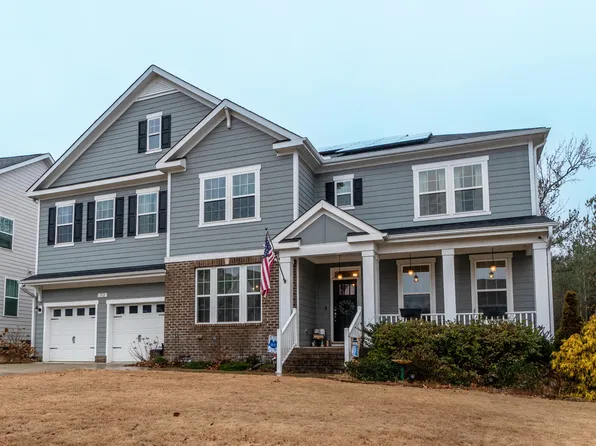 512 Barrington Hall Dr, Rolesville, NC 27571