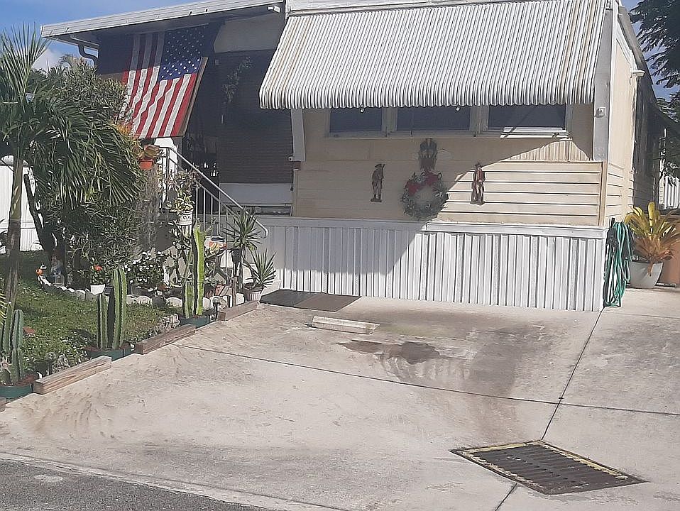 1st image of 4910 NW 3rd Ave