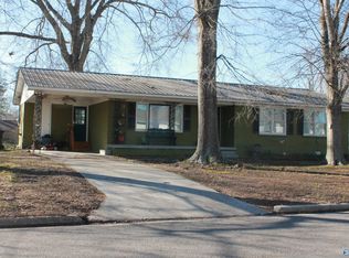 103 Nelson St SW, Hartselle, AL 35640