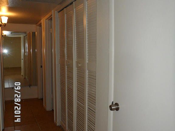 20140929053805618089000000-o_12072015