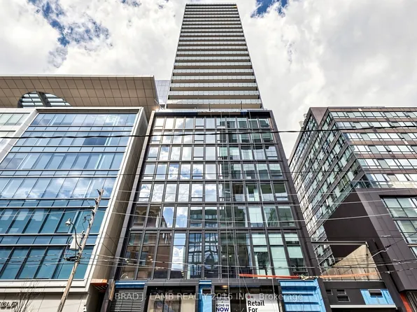 284 King St E #701, Toronto, ON M5A 1K4