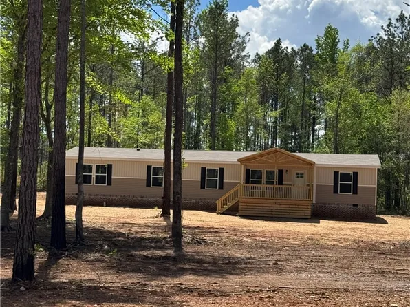 1934 Lee Road 278, Salem, AL 36874