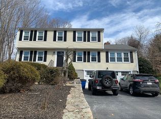 209 Dutcher St, Hopedale, MA 01747