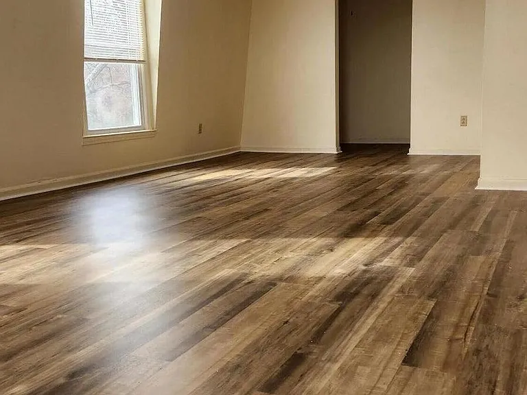 261 Meadowview Dr #3 — Photo 2