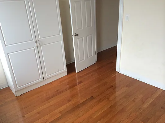 Rented by Sterling Realty Solution Inc | media 6