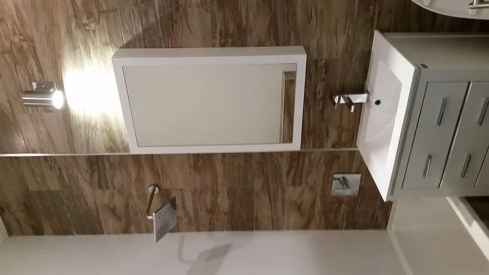 Rented by Signature Property Realty | media 37