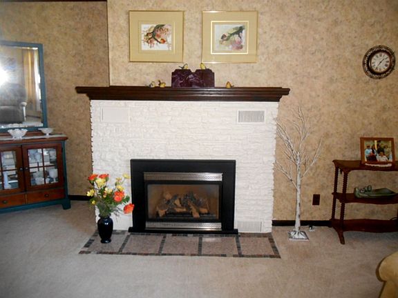 4th image of 5 Clarkson Ave