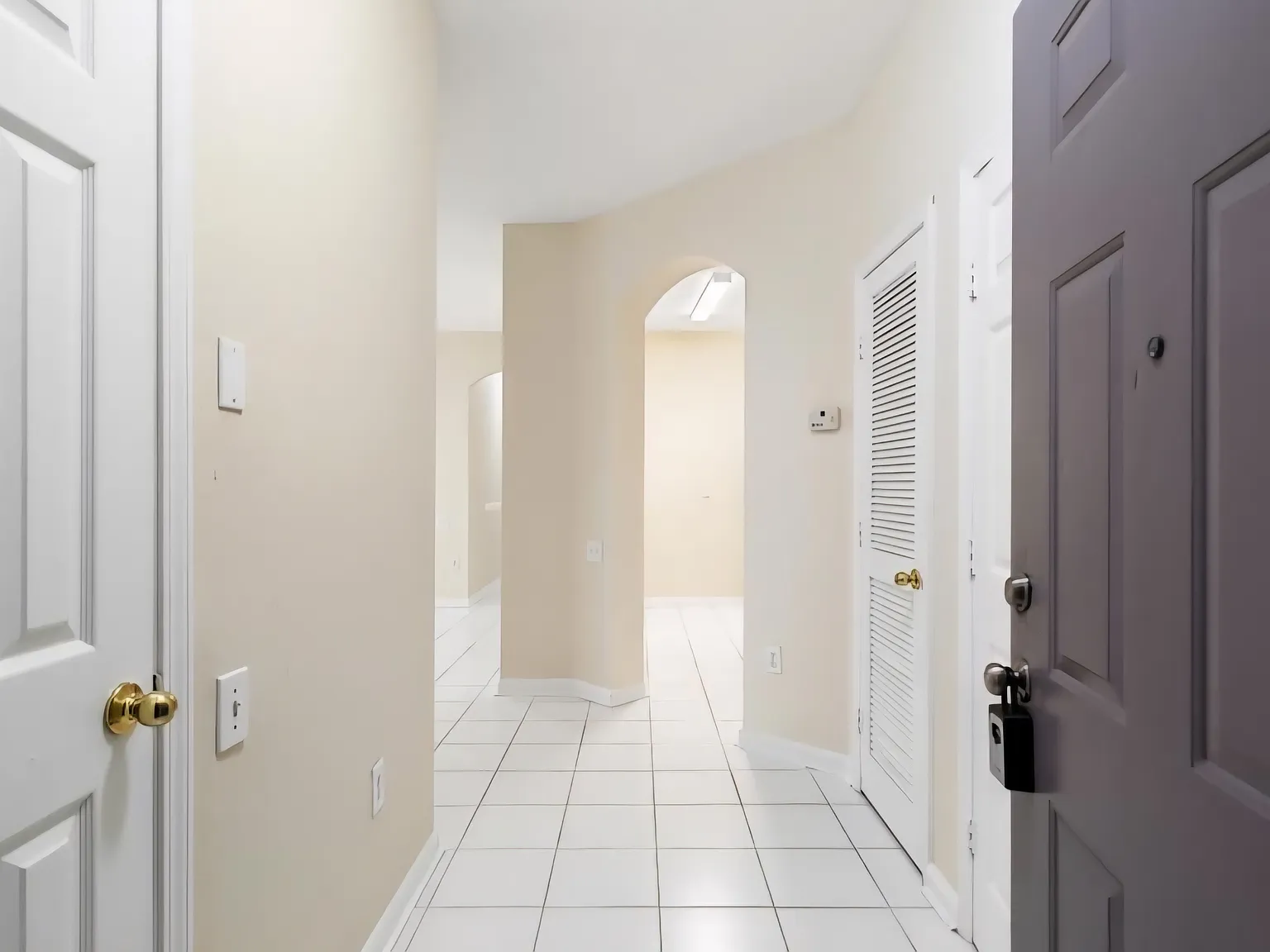 3 bed, 1408 sqft, $1,750 — Photo 1