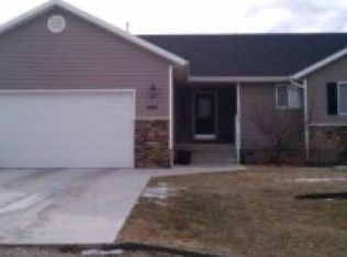 940 E Homestead Blvd, Enoch, UT 84721