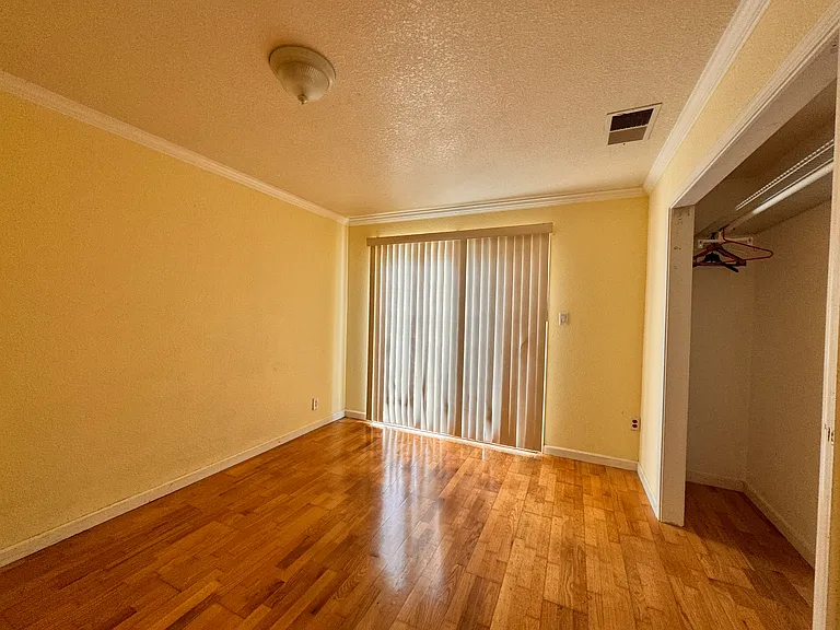 4607 Symphony Ln — Photo 8