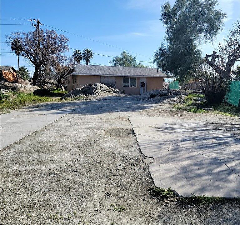 205 Navajo Rd, Perris, CA 92570 Zillow