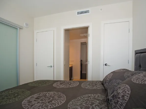 222 Riverfront Ave SW, Calgary, AB