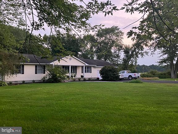 2nd image of 28736 Stockley Rd