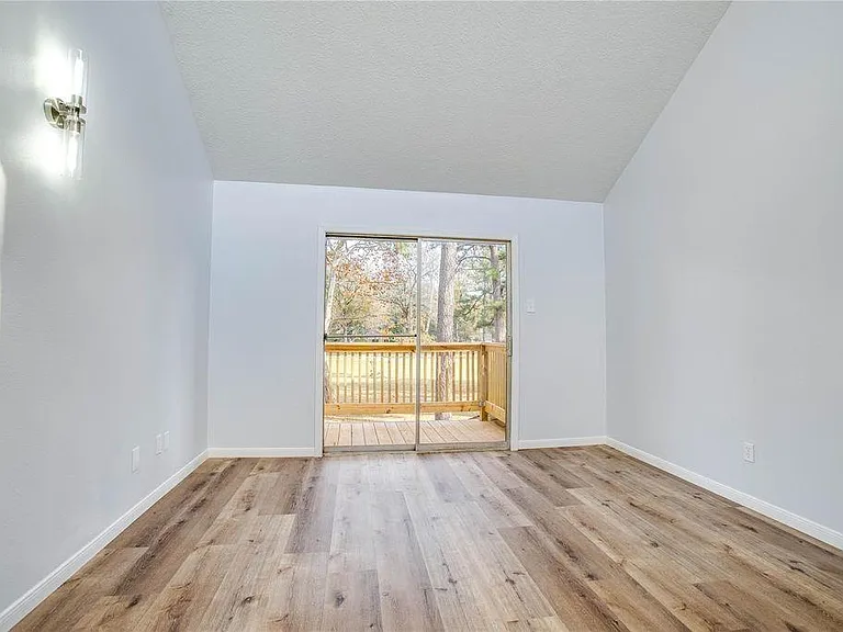 605 Jeff Davis Ct — Photo 25