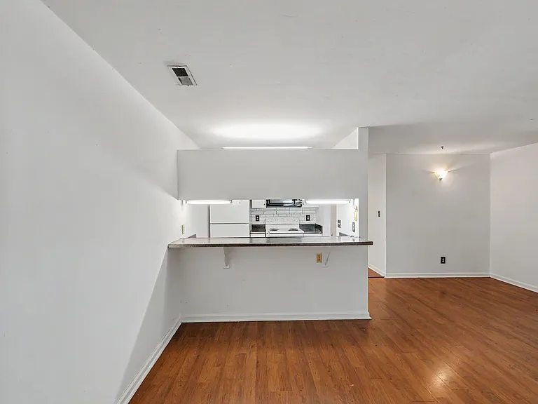 9535 University Terrace Dr #B — Photo 12