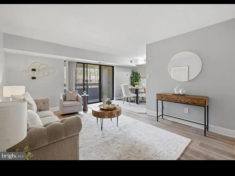 2322 Freetown Ct #21C — Photo 5