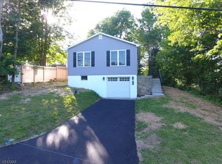 51 Butternut Rd, Vernon, NJ 07462