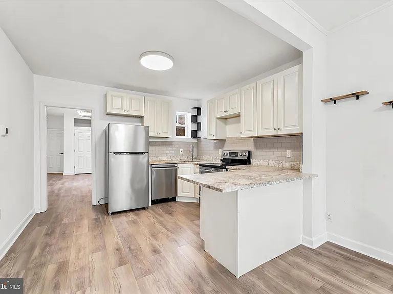 1931 W Passyunk Ave #1 — Photo 7