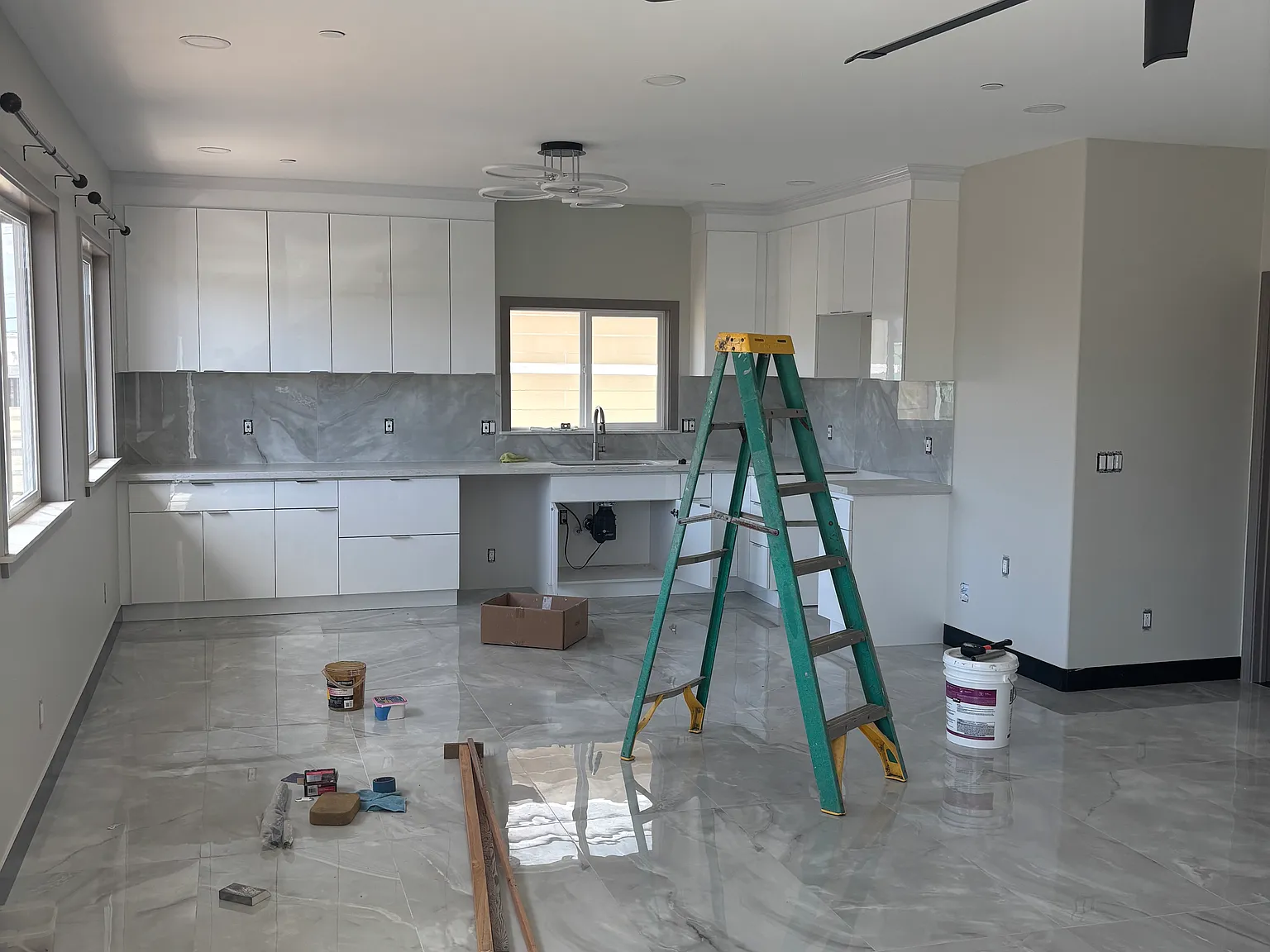 3 bed, 1500 sqft, $4,500 — Photo 1