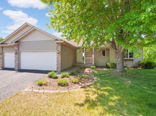 9122 Jergen Bay S, Cottage Grove, MN 55016