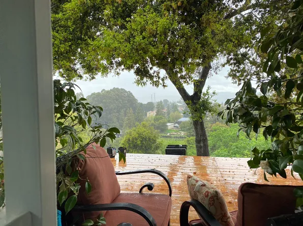 3580 Star Ridge Rd, Hayward, CA 94542