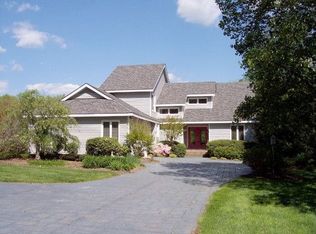 2403 Saint Regis Dr, North Chesterfield, VA 23236