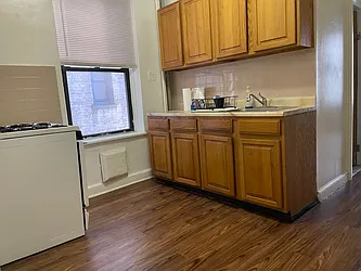 Rented by Alexiou Realty