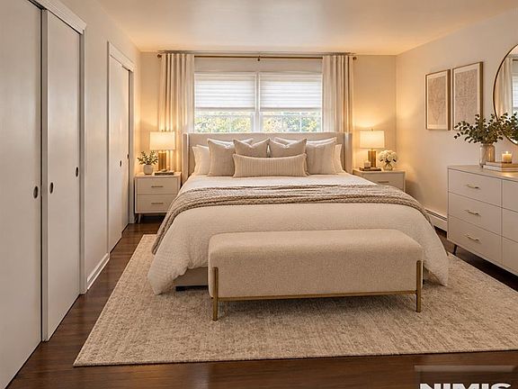 4th image of 40 Washington Ave 2