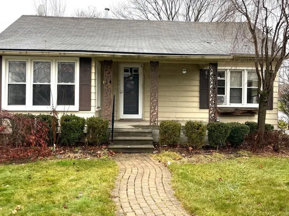 3185 Buckingham Ave, Berkley, MI 48072