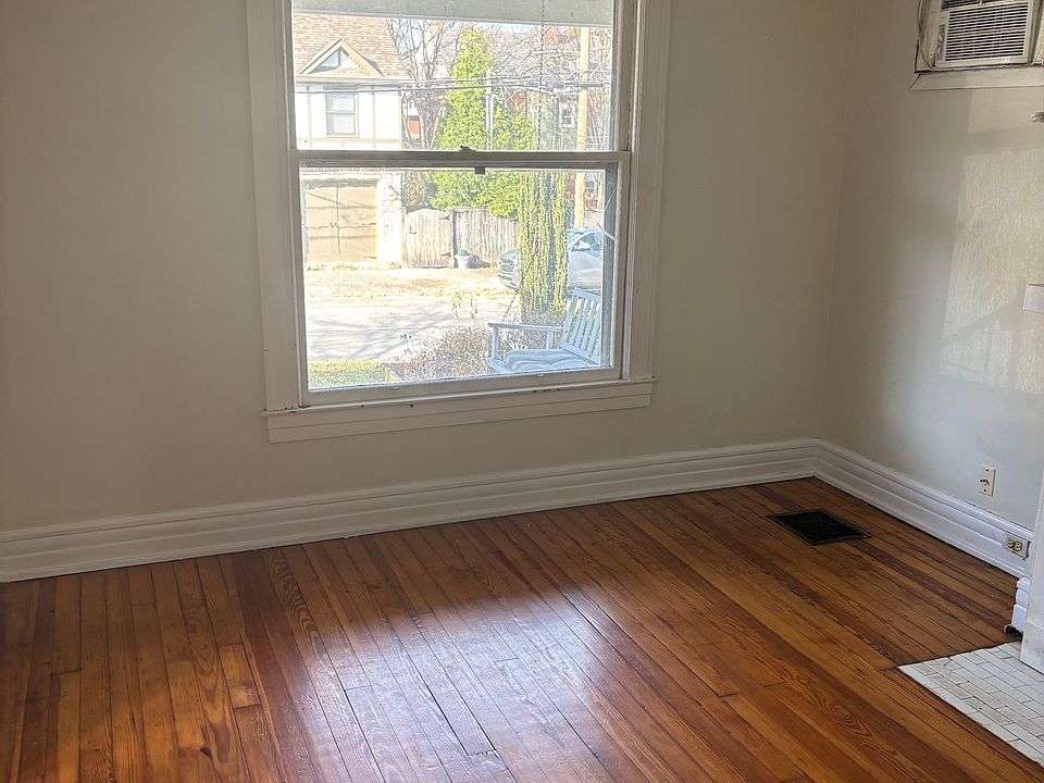 1st image of 2044 Midland Ave #1