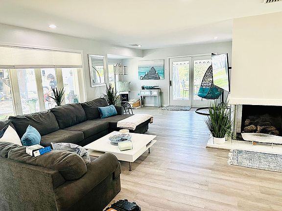 4th image of 2508 Hillside Ln