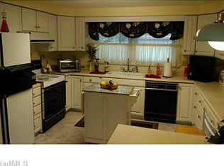 8930 Belews Creek Rd, Stokesdale, NC 27357