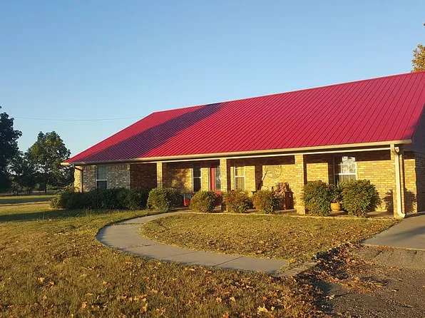 320 Waco St, Avery, TX 75554