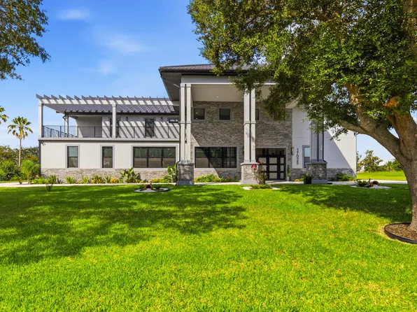 17025 Royal Palm Drive, Groveland, FL 34736