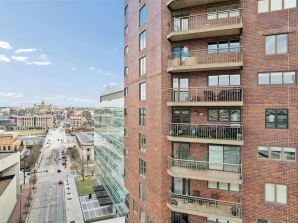 300 Walnut St #1509, Des Moines, IA 50309