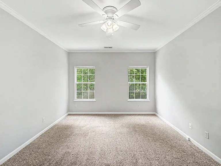 629 Magnolia Ln — Photo 23