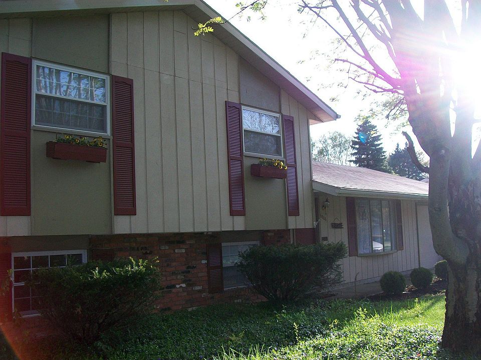 1st image of 6806 Shelly Dr