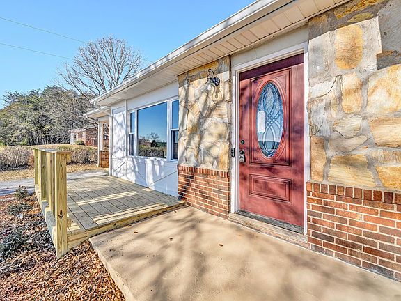 4th image of 1104 Union Hall School Rd