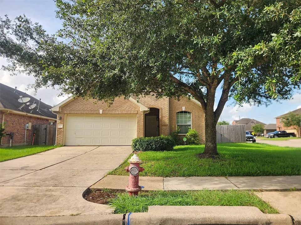 2 Signal Hill Dr