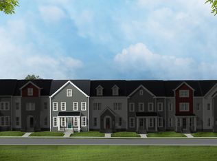 9623 Grant Ave, Manassas, VA 20110