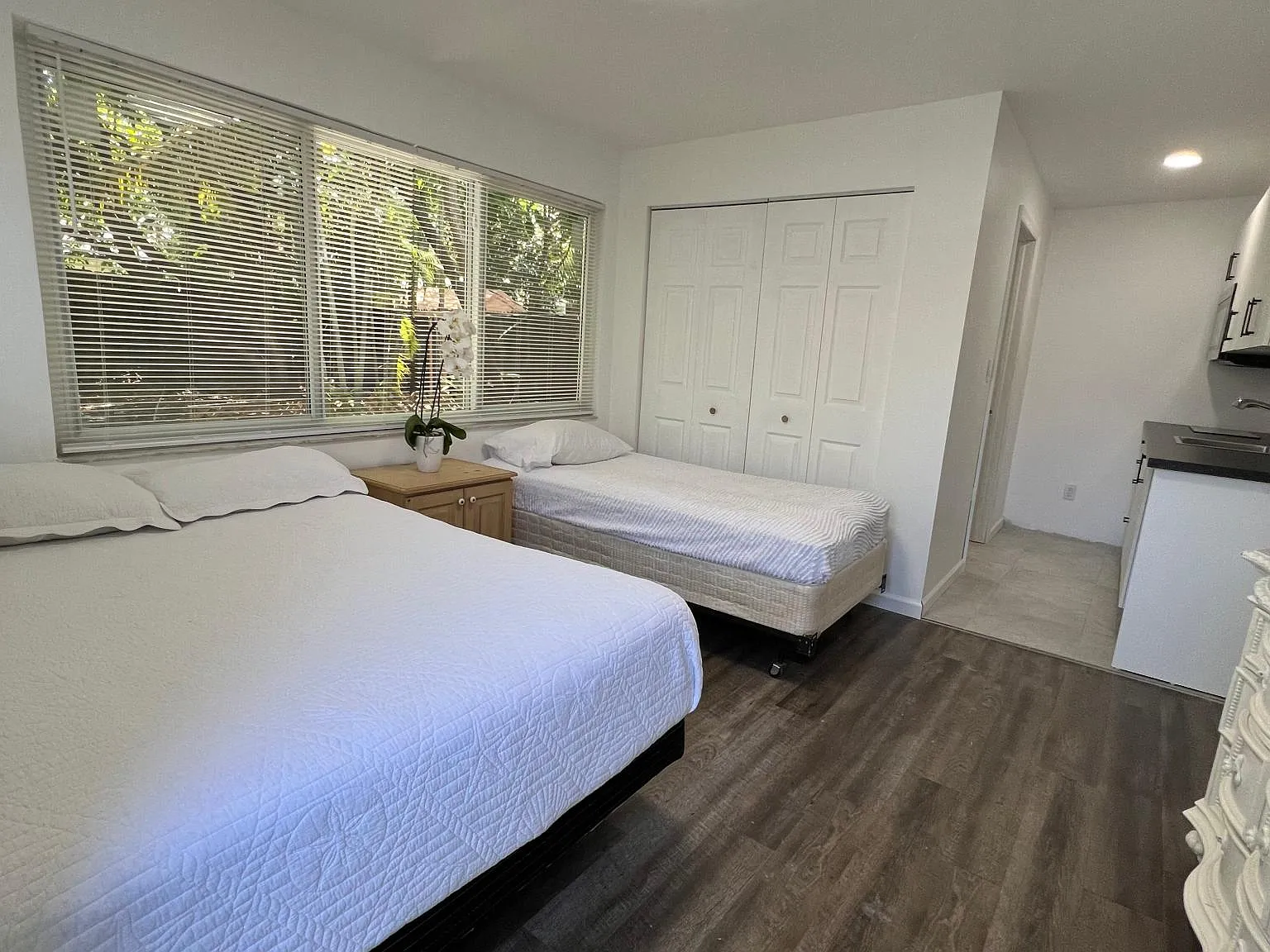 1416 SW 27th St — Photo 3