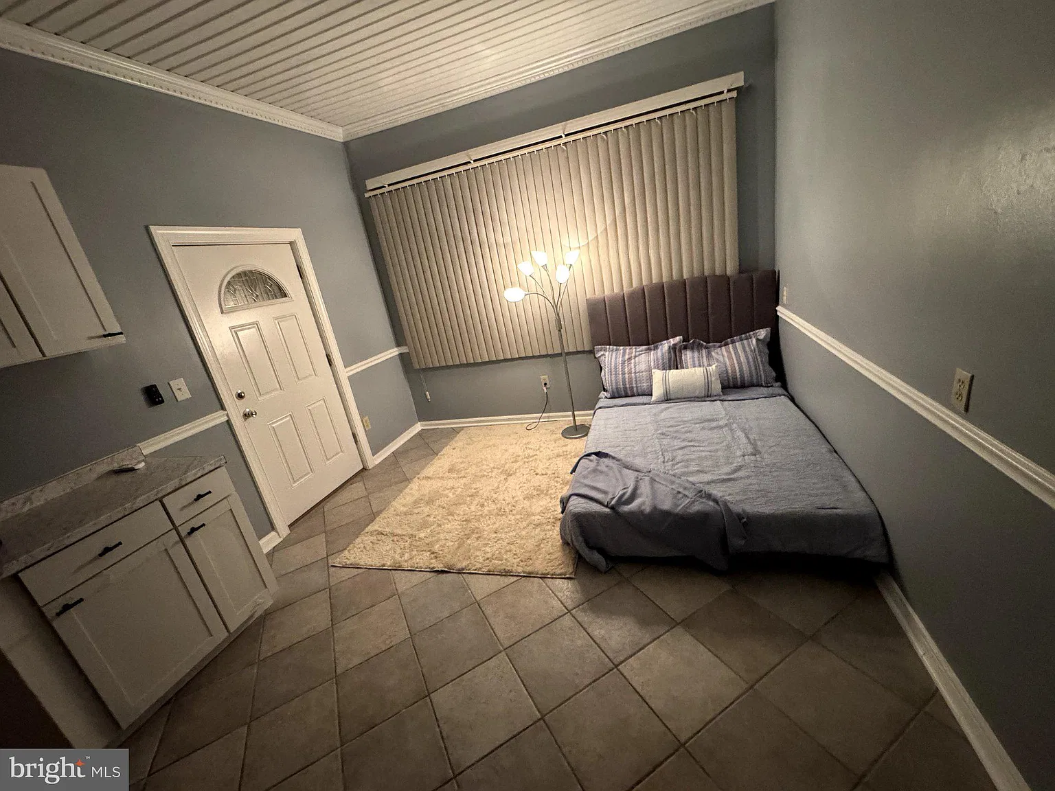 Studio, 1.0 bath, 500 sqft, $1,495 — Photo 2