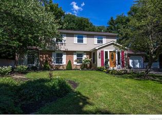 6468 Lu Don Dr, Hamburg, NY 14075