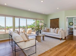 19688 Admiral Cooke Ln, Sonoma, CA 95476